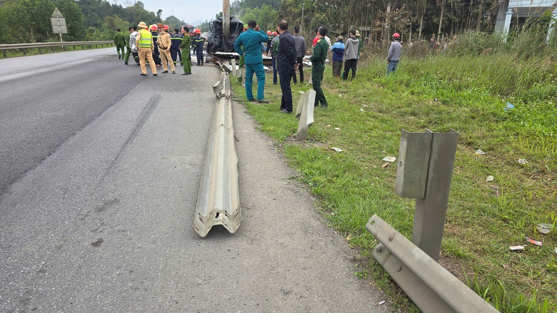 Nguy&ecirc;n nh&acirc;n ban đầu vụ ch&aacute;y xe bồn tr&ecirc;n cao tốc Nội B&agrave;i - L&agrave;o Cai khiến t&agrave;i xế tử vong- Ảnh 7.