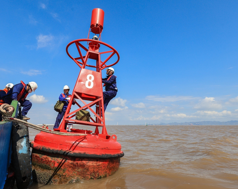 Nghiên cứu định mức chi phí dịch vụ bảo đảm an toàn hàng hải- Ảnh 1. Nghiên cứu định mức chi phí dịch vụ bảo đảm an toàn hàng hải- Ảnh 1.