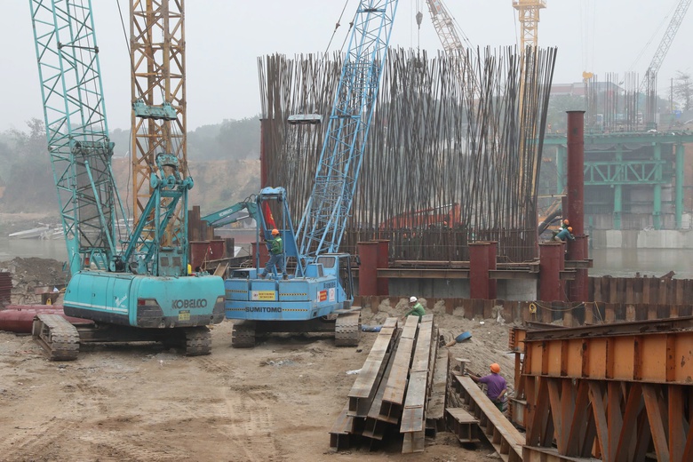 Tiến độ cầu Phong Ch&acirc;u ở Ph&uacute; Thọ hiện ra sao?- Ảnh 1.