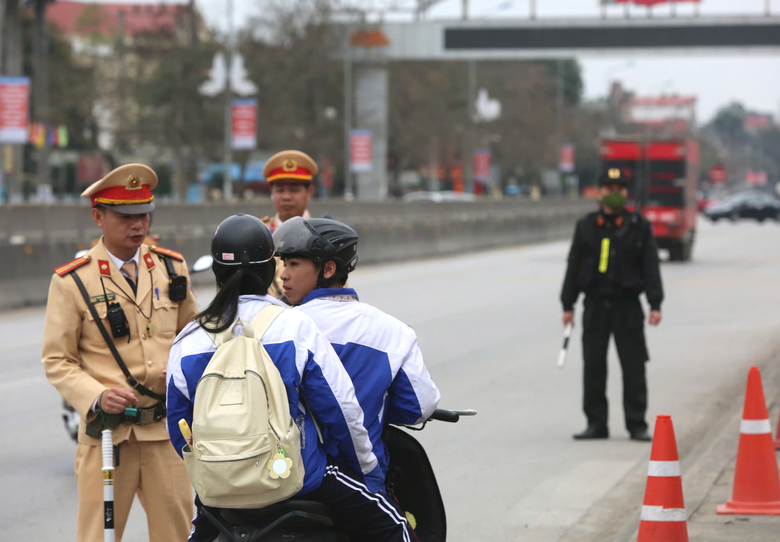 Gần 3.700 t&agrave;i xế "ma men" ở Thanh Ho&aacute; bị xử phạt trong 3 th&aacute;ng- Ảnh 1.