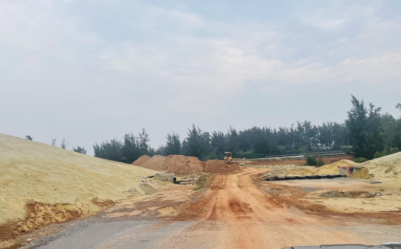 D:\1-X&acirc;y dựng\th&aacute;ng 4-2025\đường ven biển\chọn\unnamed (4).jpg