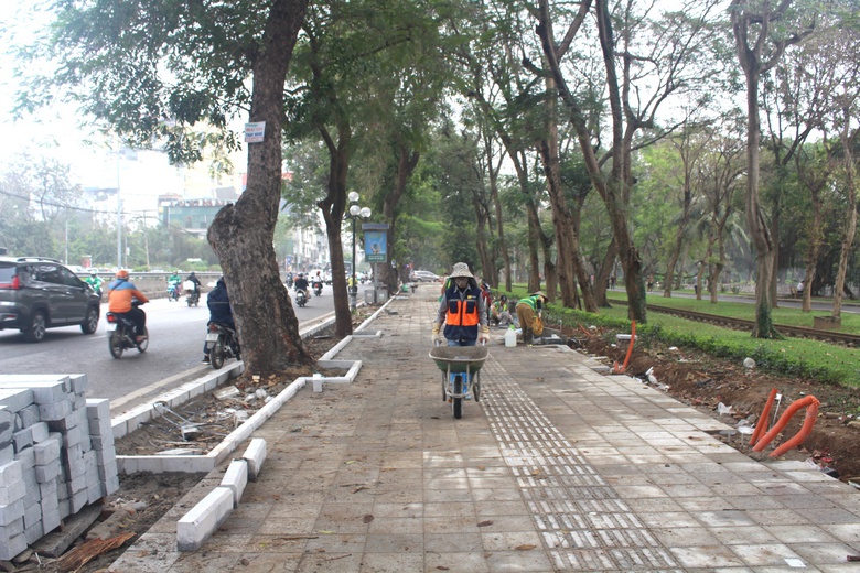 H&agrave; Nội đồng loạt hồi sinh c&aacute;c c&ocirc;ng vi&ecirc;n, mở rộng kh&ocirc;ng gian xanh- Ảnh 2.