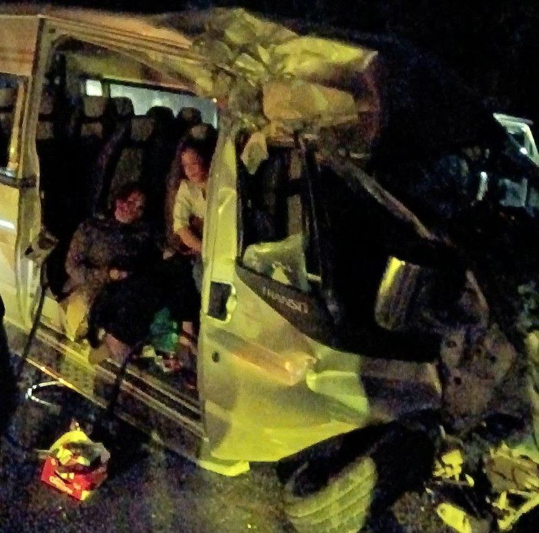 Danh t&iacute;nh t&agrave;i xế v&agrave; nạn nh&acirc;n vụ xe kh&aacute;ch t&ocirc;ng xe tải đậu ven đường trong đ&ecirc;m- Ảnh 1.