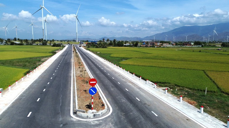 Đường V&agrave;nh đai Ninh Thuận đẹp như tranh trước ng&agrave;y th&ocirc;ng xe- Ảnh 6.