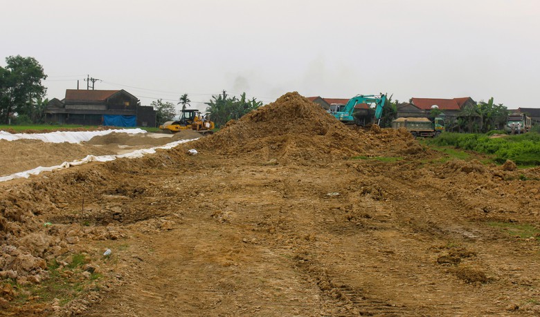 Gỡ vướng mắc, đẩy tiến độ dự &aacute;n đường ven biển Quảng Trị- Ảnh 3.