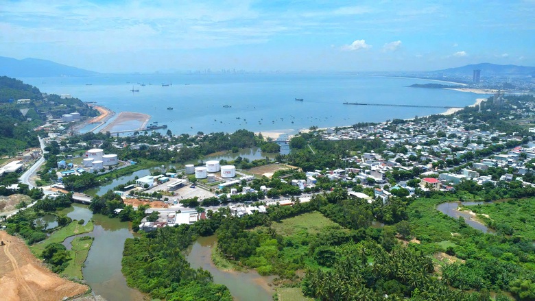 Đ&agrave; Nẵng c&oacute; lấn biển l&agrave;m khu thương mại tự do khi s&aacute;p nhập Quảng Nam?- Ảnh 1.