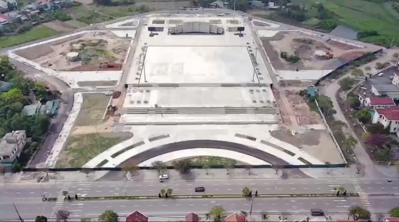 Dự án quảng trường gần 160 tỷ đồng ở Quảng Ninh tăng tốc về đích sau 2 lần gia hạn- Ảnh 1. Dự án quảng trường gần 160 tỷ đồng ở Quảng Ninh tăng tốc về đích sau 2 lần gia hạn- Ảnh 1.