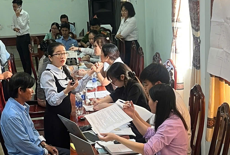 Sắp khởi c&ocirc;ng dự &aacute;n n&acirc;ng cấp s&acirc;n bay C&agrave; Mau, gần 50% hộ d&acirc;n đ&atilde; nhận tiền bồi thường- Ảnh 1.