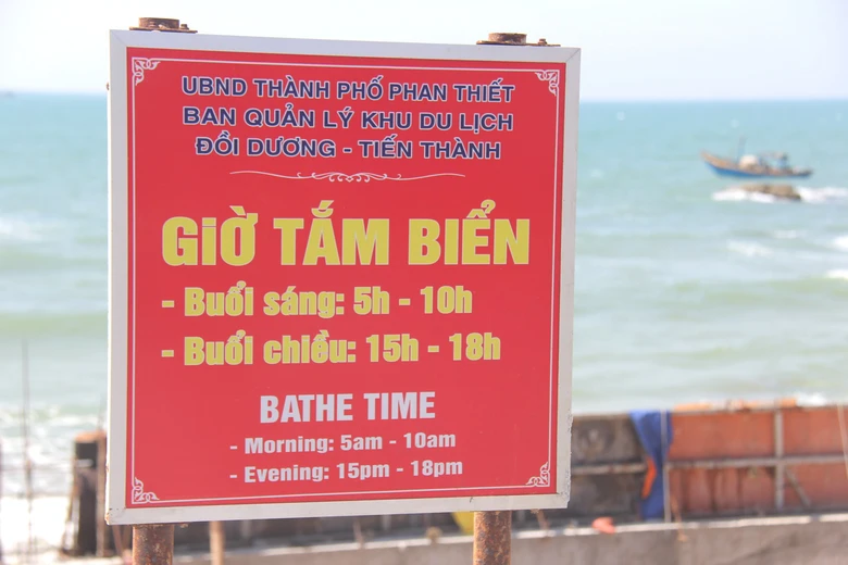 Ngắm c&ocirc;ng vi&ecirc;n biển Thương Ch&aacute;nh, nơi B&aacute;c Hồ từng đưa học sinh đến v&atilde;n cảnh- Ảnh 5.