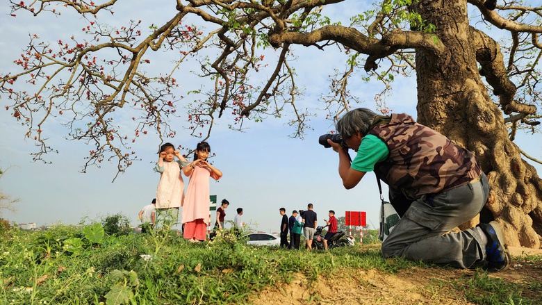 Về nơi &ldquo;một tiếng g&agrave; 3 nơi nghe r&otilde;&rdquo; check-in với c&acirc;y gạo trăm năm- Ảnh 18.