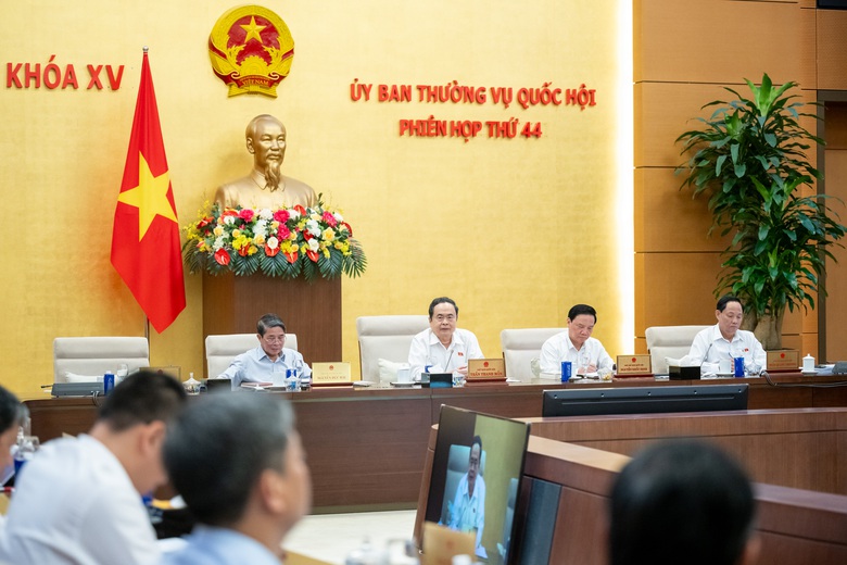 Chủ tịch Quốc hội: Trả lời kiến nghị cử tri đ&atilde; tốt hơn, kh&ocirc;ng l&ograve;ng v&ograve;ng, chung chung- Ảnh 2.