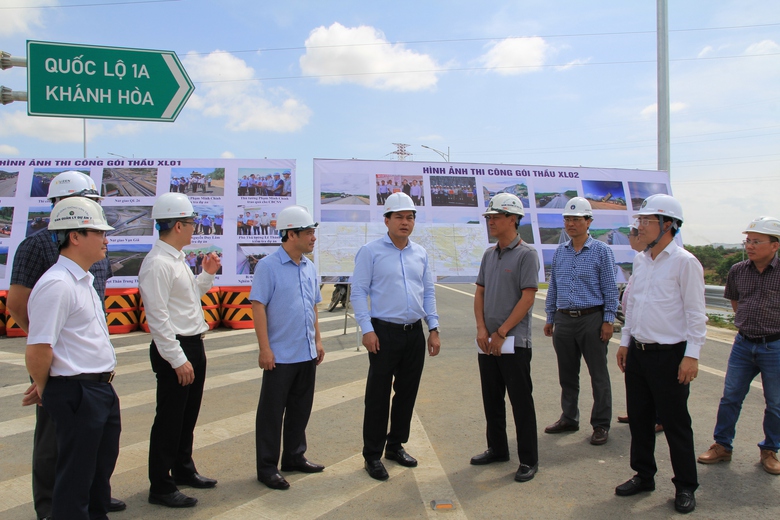 Sẵn s&agrave;ng khai th&aacute;c hơn 70km tuyến ch&iacute;nh cao tốc V&acirc;n Phong - Nha Trang- Ảnh 3.
