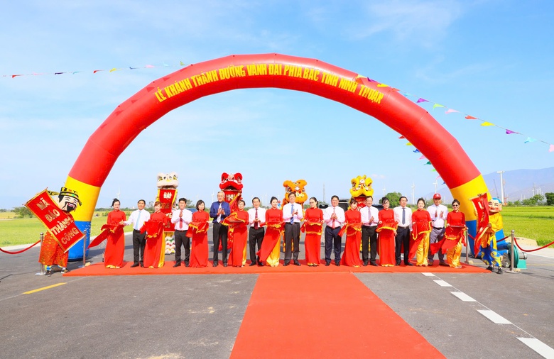 Th&ocirc;ng xe đường V&agrave;nh đai ph&iacute;a Bắc nối QL1 ra đường ven biển Ninh Thuận- Ảnh 1.