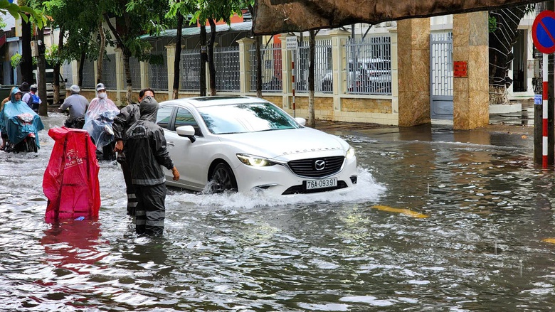 Nâng công suất trạm bơm, bổ sung cống thoát nước chống ngập TP Quảng Ngãi- Ảnh 1. Nâng công suất trạm bơm, bổ sung cống thoát nước chống ngập TP Quảng Ngãi- Ảnh 1.