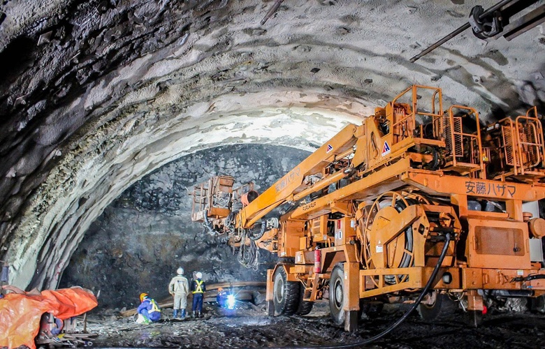 Nghi&ecirc;n cứu đầu tư ho&agrave;n thiện đồng bộ 9 hầm xuy&ecirc;n n&uacute;i tr&ecirc;n cao tốc Bắc - Nam- Ảnh 1.