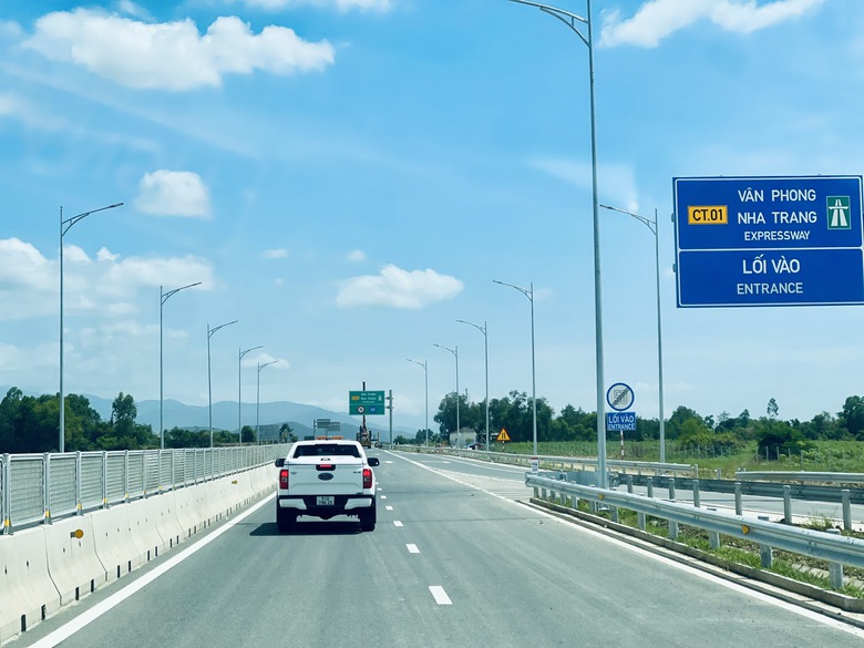 To&agrave;n cảnh hơn 70km cao tốc V&acirc;n Phong - Nha Trang trước ng&agrave;y khai th&aacute;c- Ảnh 6.