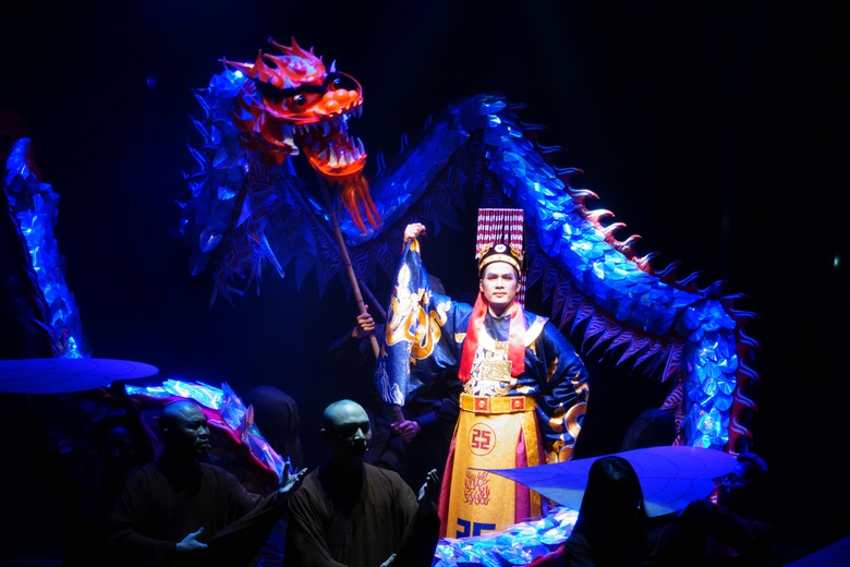 Nh&agrave; h&aacute;t cải lương Việt Nam