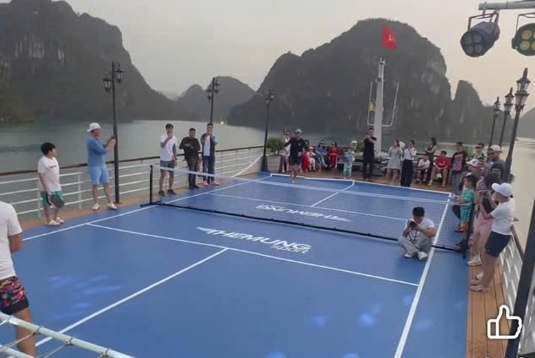 Quảng Ninh: Phạt chủ t&agrave;u để kh&aacute;ch chơi Pickleball tr&ecirc;n boong 12,5 triệu đồng- Ảnh 2.