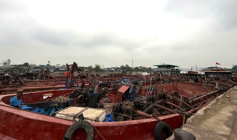 Nam Định bắt giữ 7 phương tiện vận chuyển khai th&aacute;c c&aacute;t tr&aacute;i ph&eacute;p- Ảnh 2.