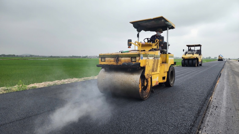 Cận cảnh dự án đường gần 1.500 tỷ đồng ở Bắc Ninh sau gần 2 năm thi công- Ảnh 4. Cận cảnh dự án đường gần 1.500 tỷ đồng ở Bắc Ninh sau gần 2 năm thi công- Ảnh 4.