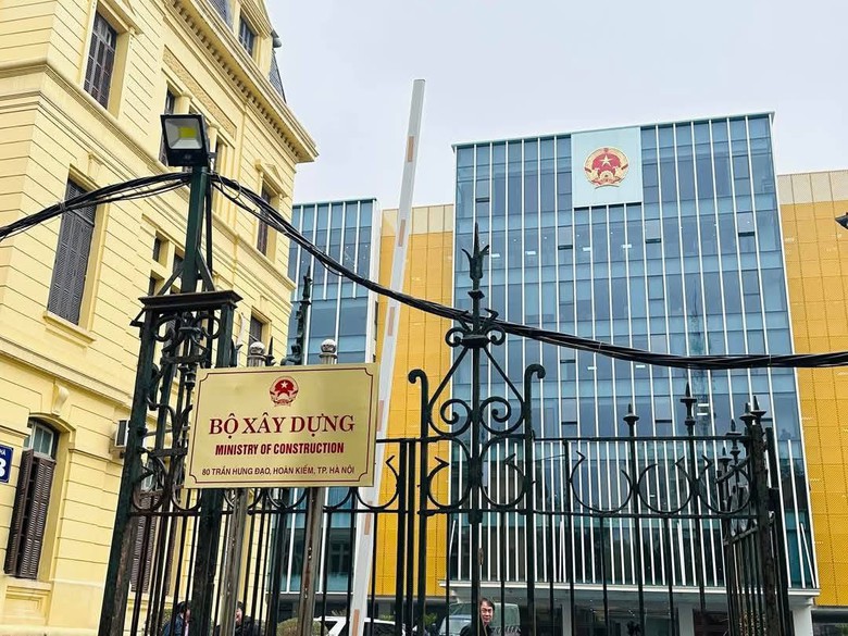 Bộ X&acirc;y dựng được giao chủ tr&igrave; hướng dẫn bố tr&iacute; trụ sở l&agrave;m việc cho c&aacute;c địa phương- Ảnh 1.