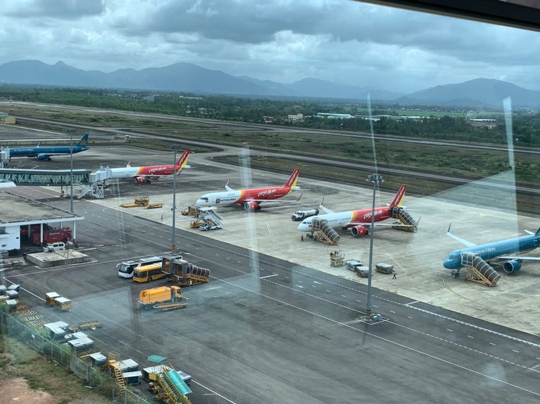 L&atilde;nh đạo B&igrave;nh Định đồng &yacute; để Tập đo&agrave;n FLC nghi&ecirc;n cứu quy hoạch Khu đ&ocirc; thị s&acirc;n bay- Ảnh 1.