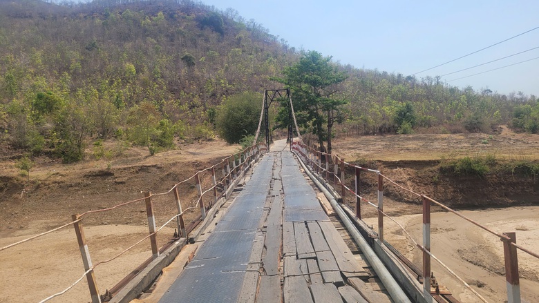 Người d&acirc;n bất an trước loạt cầu treo g&atilde;y nứt, xuống cấp nghi&ecirc;m trọng ở Gia Lai- Ảnh 5.