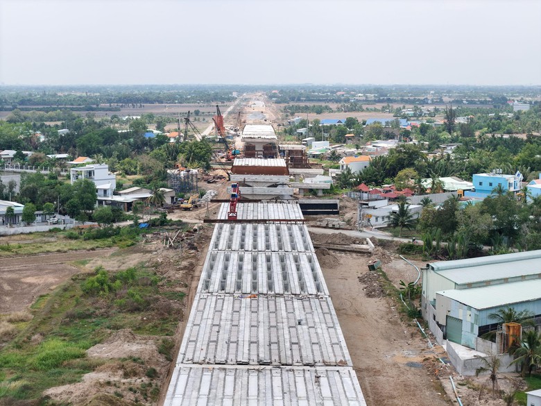 "Ng&oacute;ng" tiến độ V&agrave;nh đai 3 TP.HCM qua Long An- Ảnh 6.