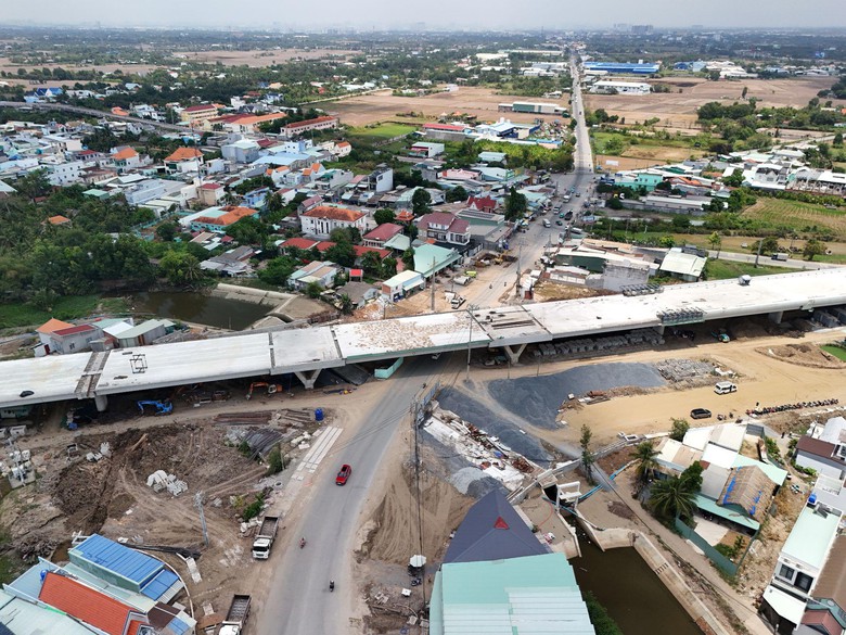 "Ng&oacute;ng" tiến độ V&agrave;nh đai 3 TP.HCM qua Long An- Ảnh 7.