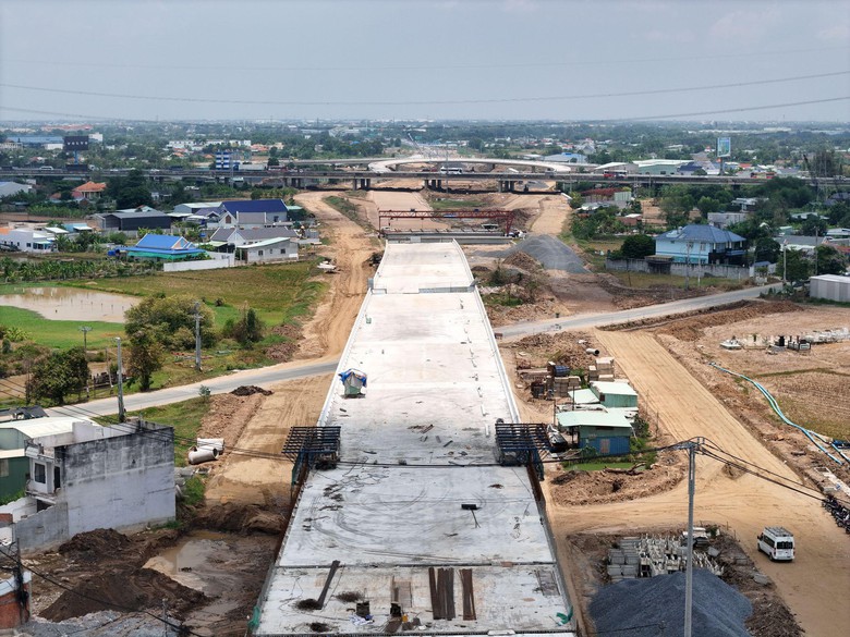 "Ng&oacute;ng" tiến độ V&agrave;nh đai 3 TP.HCM qua Long An- Ảnh 8.