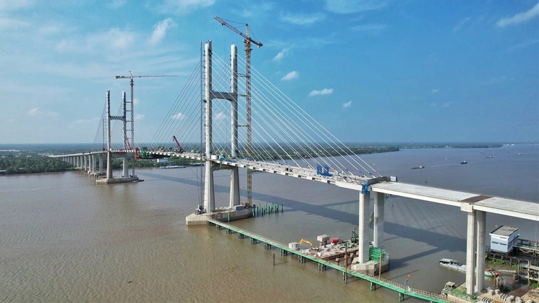 CC1 và những dấu ấn tại các công trình trọng điểm mừng thống nhất đất nước- Ảnh 5. CC1 và những dấu ấn tại các công trình trọng điểm mừng thống nhất đất nước- Ảnh 5.