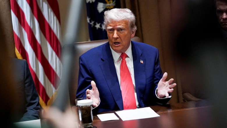 V&agrave;ng bị mua qu&aacute; mức nhưng vẫn tr&ecirc;n đ&agrave; tăng gi&aacute;- Ảnh 2.