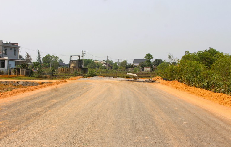 Hai khu tái định cư dự án đường tránh Đông Hà đang triển khai thế nào?- Ảnh 1. Hai khu tái định cư dự án đường tránh Đông Hà đang triển khai thế nào?- Ảnh 1.