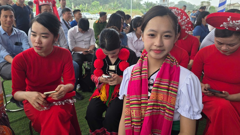 Người d&acirc;n Y&ecirc;n B&aacute;i h&acirc;n hoan chứng kiến lễ kh&aacute;nh th&agrave;nh tuyến đường hơn 400 tỷ đồng- Ảnh 9.