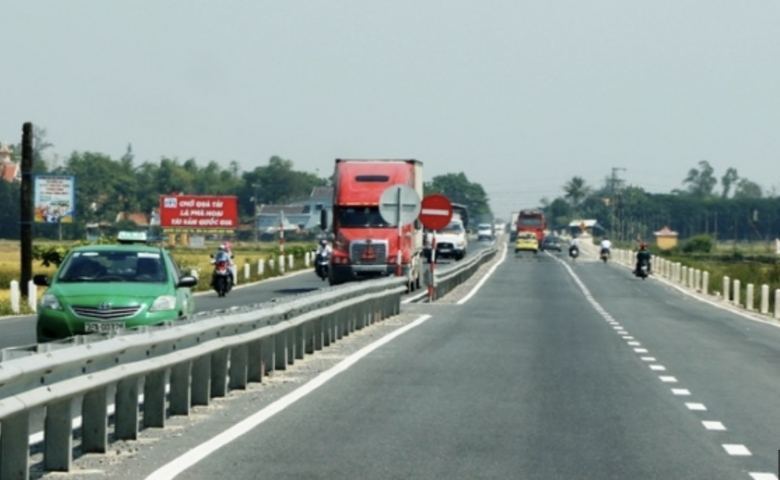 Bố tr&iacute; 3,6 tỷ đồng sửa chữa quốc lộ 14H qua Quảng Nam- Ảnh 2.