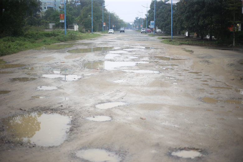 Nghệ An: 1km đường, hơn 20 năm vẫn d&acirc;y dưa chưa xong- Ảnh 1.