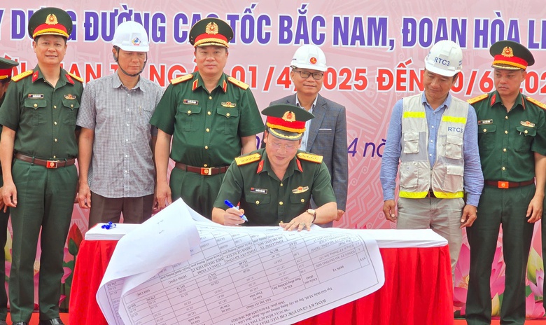 Thi c&ocirc;ng xuy&ecirc;n lễ, 90 ng&agrave;y đưa cao tốc H&ograve;a Li&ecirc;n - T&uacute;y Loan về đ&iacute;ch- Ảnh 1.