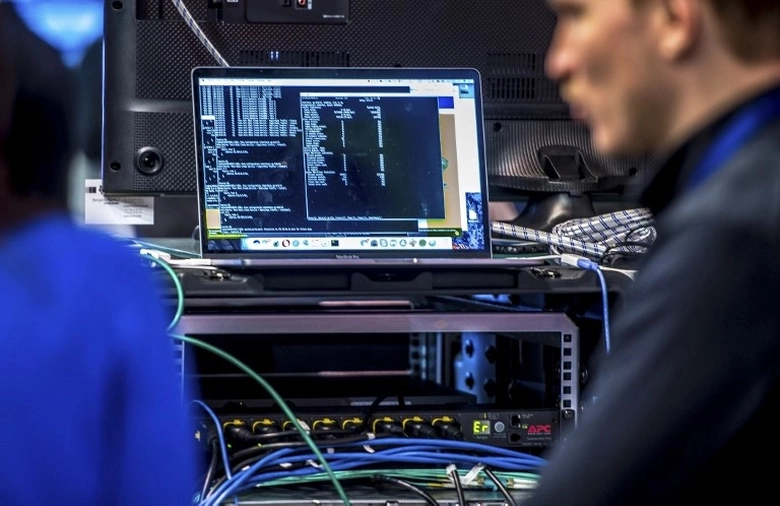 Trang web của đường sắt quốc gia Nga bị tấn c&ocirc;ng mạng quy m&ocirc; lớn- Ảnh 1.