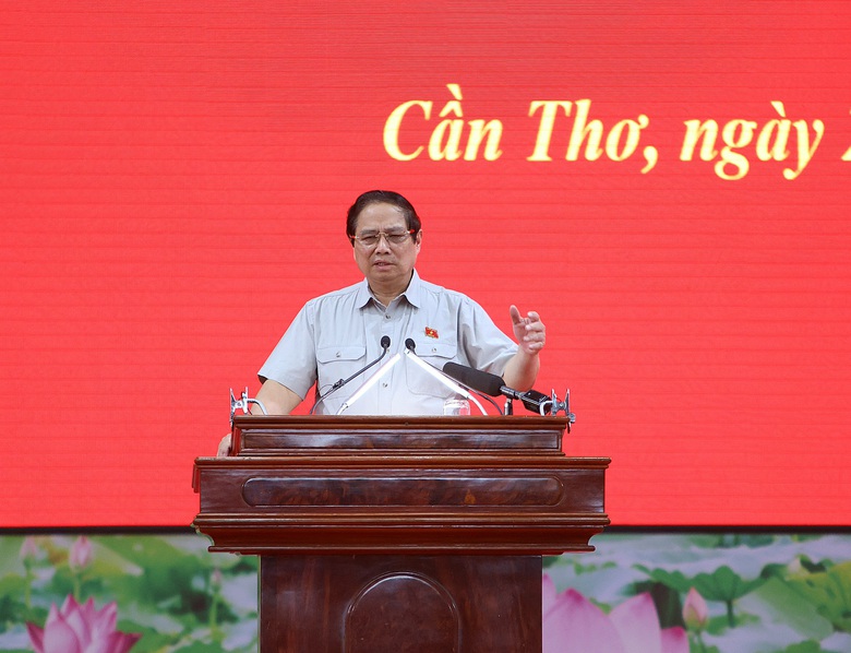 Thủ tướng: Ph&aacute;t triển đồng bộ 5 phương thức vận tải để ĐBSCL cất c&aacute;nh- Ảnh 1.