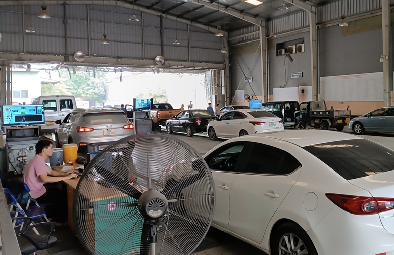 Chấn chỉnh cơ sở đăng kiểm s&aacute;ch nhiễu, ti&ecirc;u cực- Ảnh 1.