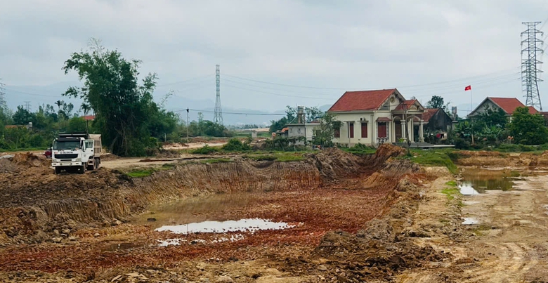 Quảng Ninh: Dân sống khổ trong dự án khu công nghiệp, đường 10 làn xe- Ảnh 6. Quảng Ninh: Dân sống khổ trong dự án khu công nghiệp, đường 10 làn xe- Ảnh 6.