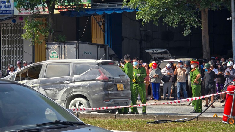 Điều tra vụ hai người tử vong b&ecirc;n xe &ocirc; t&ocirc; bốc ch&aacute;y ở Đ&agrave; Nẵng- Ảnh 1.