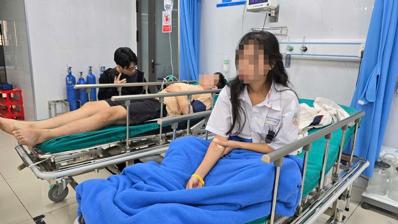 Danh t&iacute;nh c&aacute;c nạn nh&acirc;n trong vụ lật xe chở 20 học sinh tr&ecirc;n QL19 qua Gia Lai- Ảnh 1.