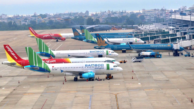 Đ&agrave; Nẵng dự kiến đ&oacute;n gần 700 chuyến bay trong dịp lễ 30/4 - 1/5- Ảnh 1.