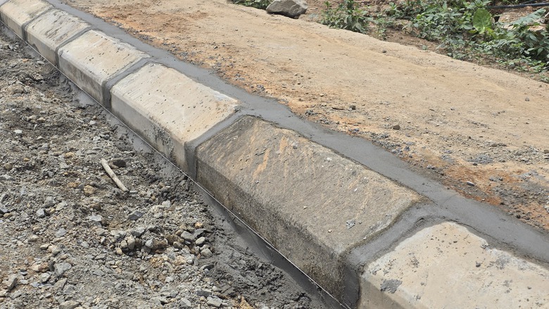 Tăng tốc thi c&ocirc;ng tỉnh lộ 166 nối n&uacute;t giao IC13 cao tốc Nội B&agrave;i - L&agrave;o Cai- Ảnh 1.