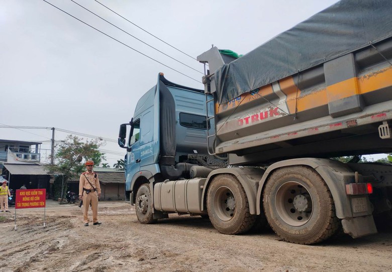 Tăng tốc thi c&ocirc;ng tỉnh lộ 166 nối n&uacute;t giao IC13 cao tốc Nội B&agrave;i - L&agrave;o Cai- Ảnh 7.