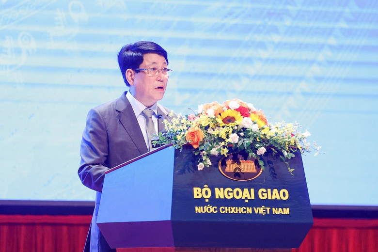 Ngoại giao Việt Nam: Từ kiến tạo ho&agrave; b&igrave;nh đến mở rộng kh&ocirc;ng gian ph&aacute;t triển đất nước- Ảnh 1.