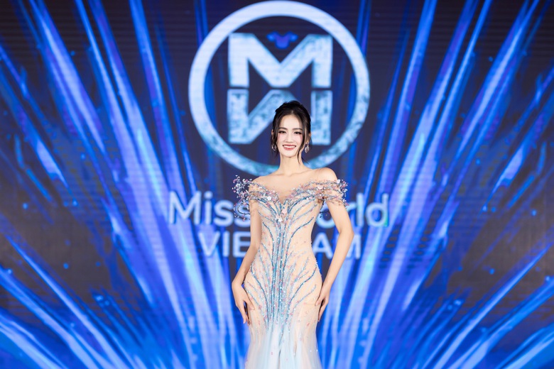 Hoa hậu &Yacute; Nhi mang điệu m&uacute;a T&acirc;y Nguy&ecirc;n đến Miss World lần thứ 72- Ảnh 1.