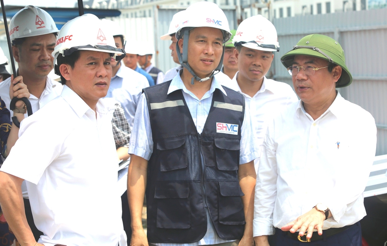 Thứ trưởng Bộ Xây dựng: Làm nhanh nhà ở xã hội, đừng xây móng rồi để đó- Ảnh 1. Thứ trưởng Bộ Xây dựng: Làm nhanh nhà ở xã hội, đừng xây móng rồi để đó- Ảnh 1.