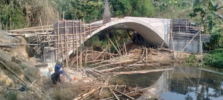 Thủ tướng: R&agrave; so&aacute;t cầu treo tr&ecirc;n to&agrave;n quốc, ho&agrave;n th&agrave;nh sửa chữa trước 30/5- Ảnh 2.